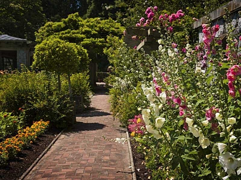 bahçe yer döşeme taşları